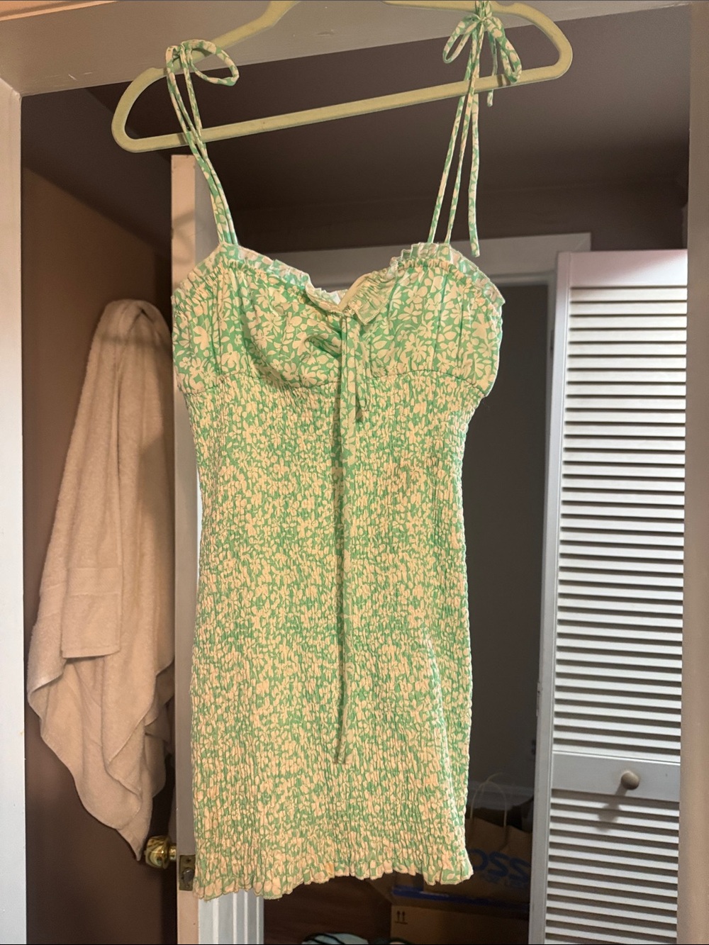 Miss Lola Green and White Floral Mini Dress